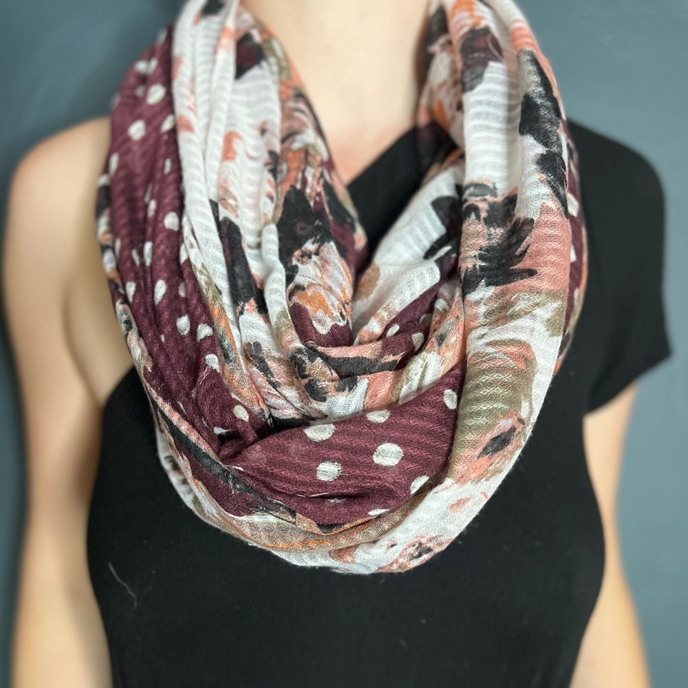 Vera Wang infinity scarf